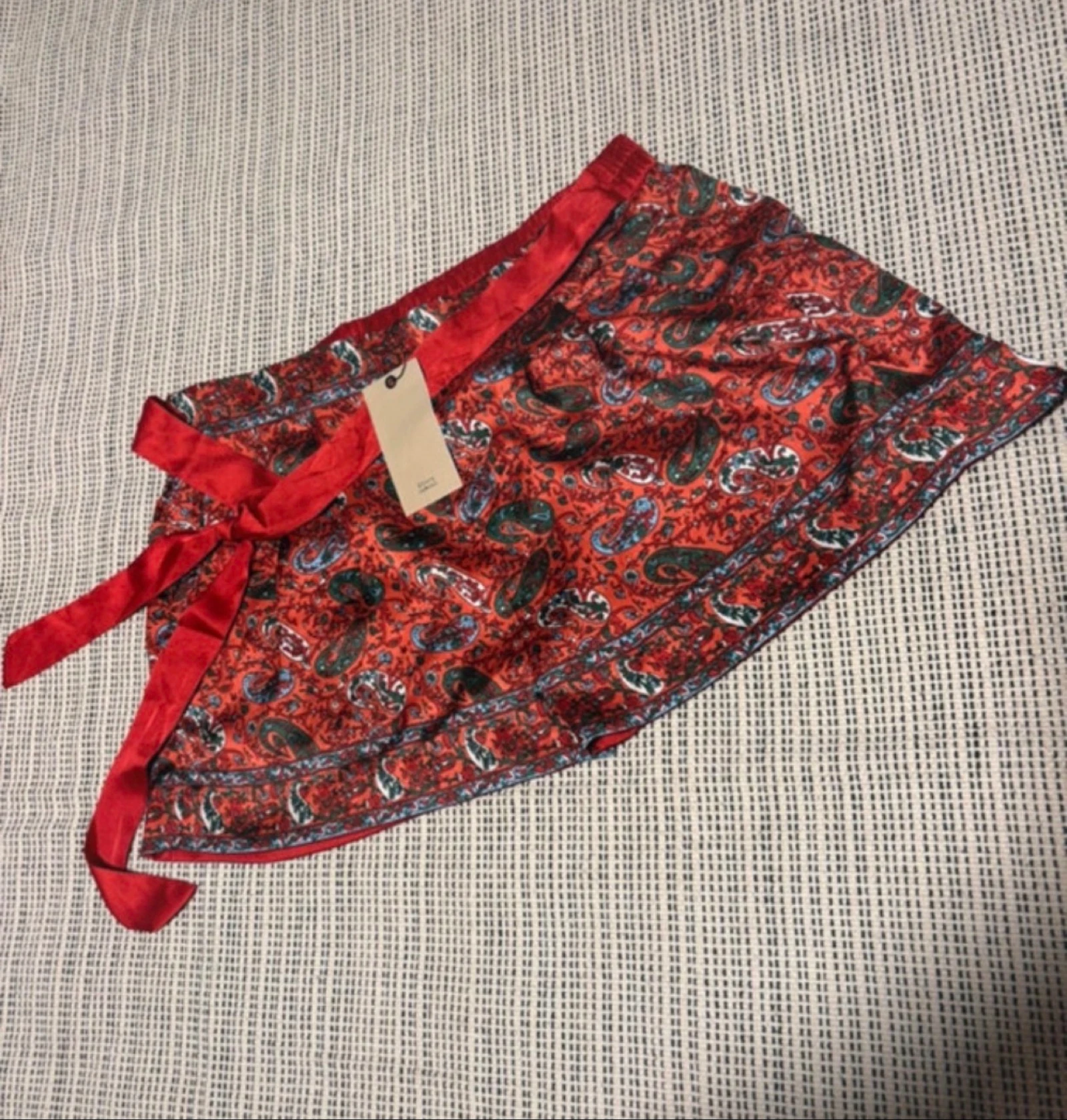 Shorts fluidos estampados Sfera L estilo boho paisley